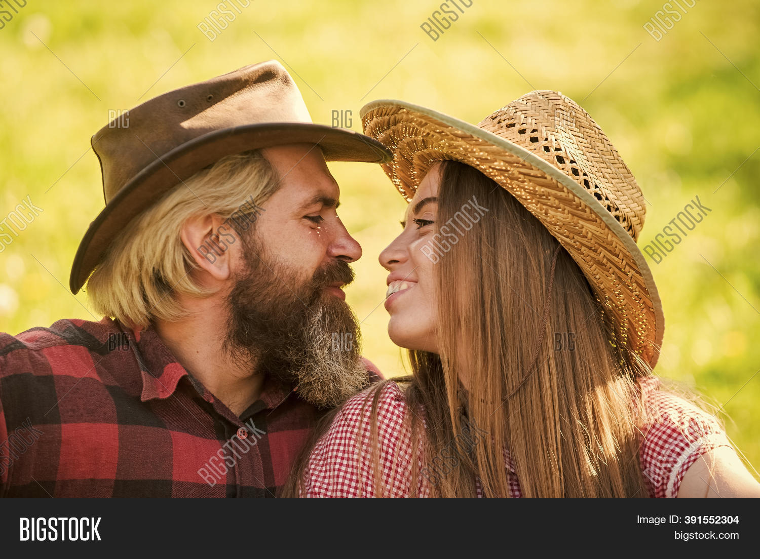 Lunameet: Extended Internet Dating Site Testimonial Lunameet: Extended Internet Dating Site Testimonial